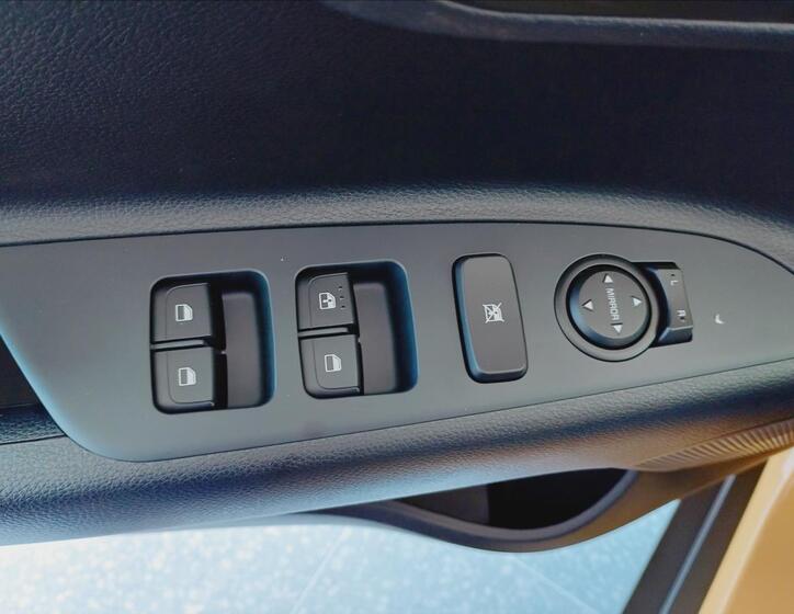 KIA Stonic 6