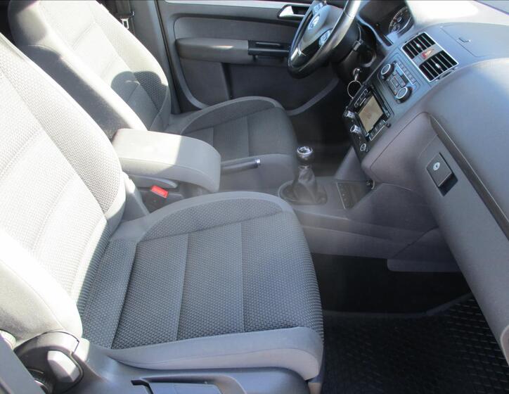Volkswagen Touran 21