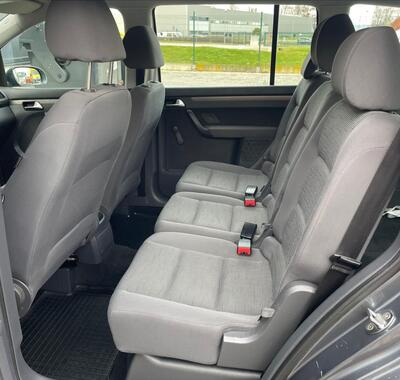 Volkswagen Touran 10