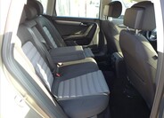 Volkswagen Passat 33