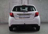 Toyota Yaris 6
