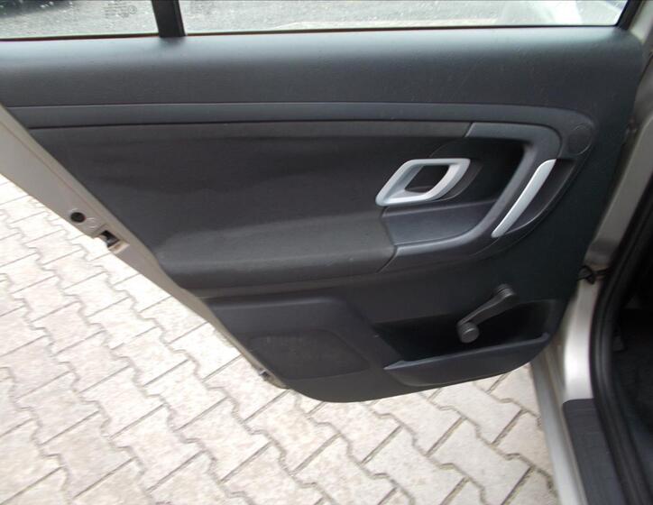 Škoda Fabia 18