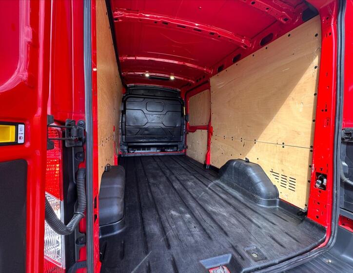 Ford Transit 12