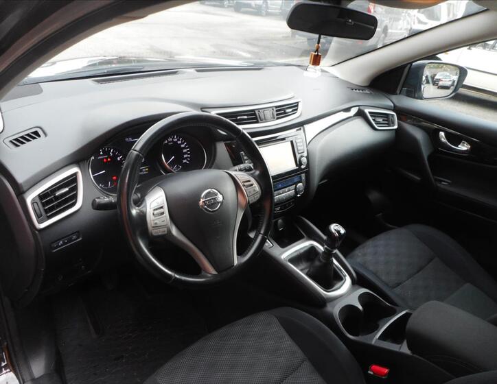 Nissan Qashqai 9