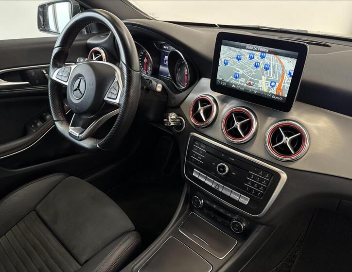 Mercedes-Benz CLA 18