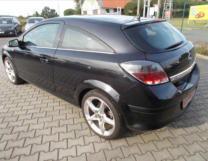 Opel Astra 12
