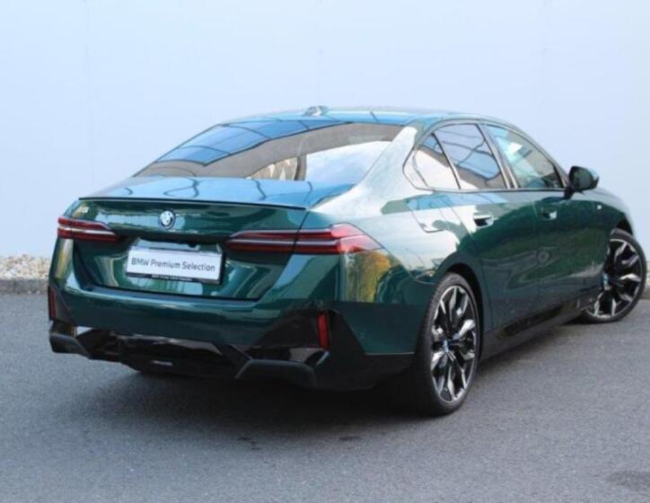 BMW i5 2
