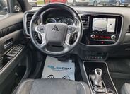 Mitsubishi Outlander 14