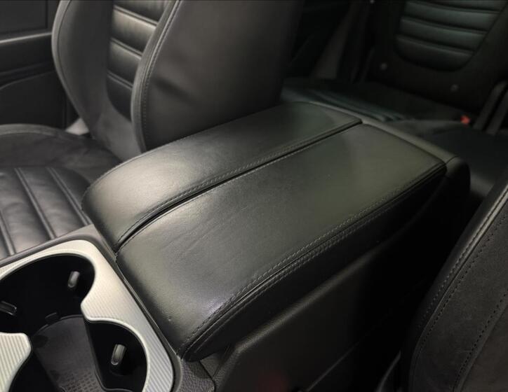 Volkswagen Touareg 43
