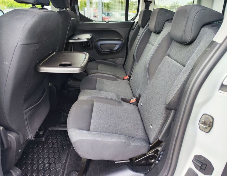 Peugeot Rifter 6
