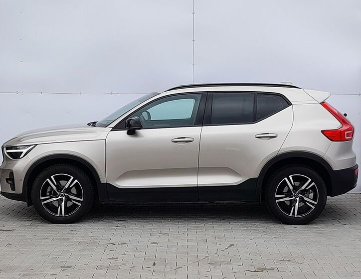 Volvo XC40 5