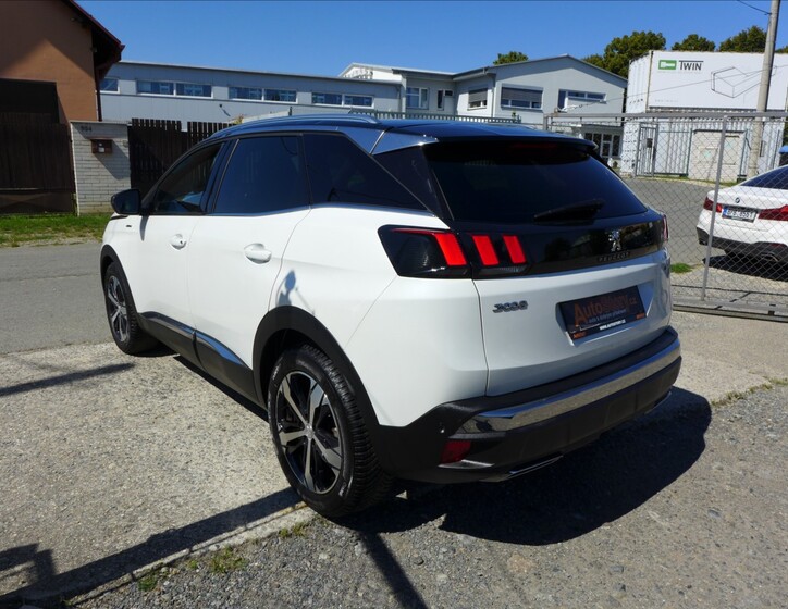 Peugeot 3008 8