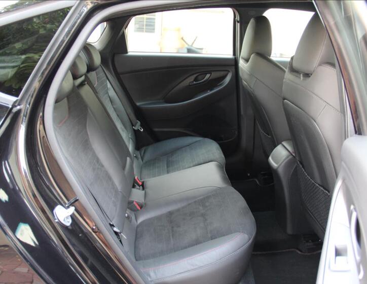 Hyundai i30 19