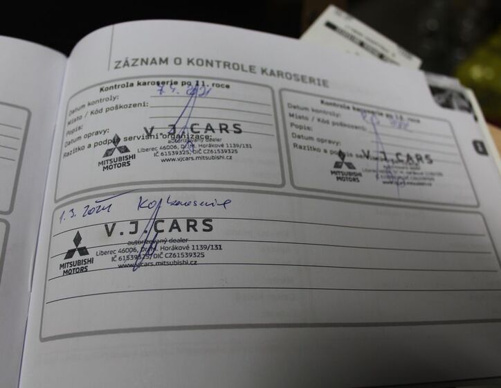 Mitsubishi ASX 32
