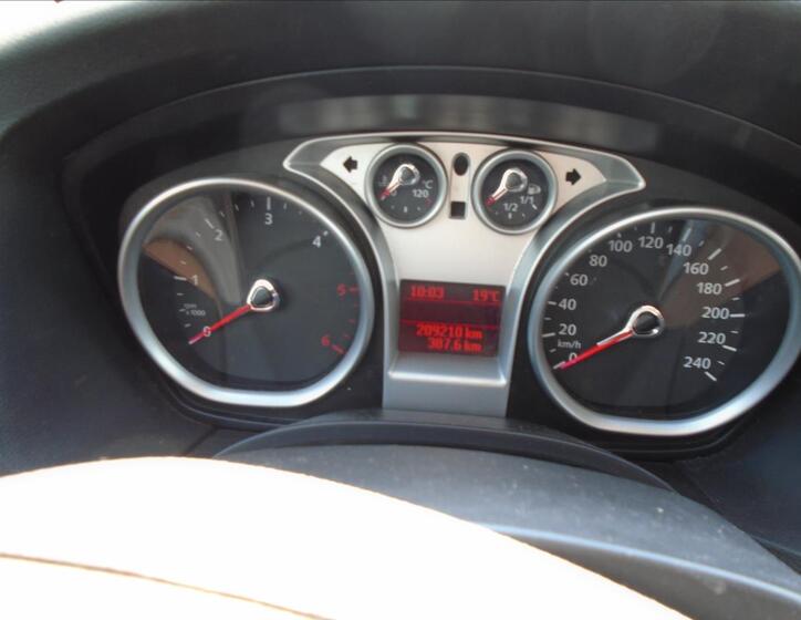 Ford Focus 23