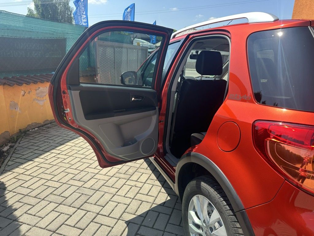 Suzuki SX4
