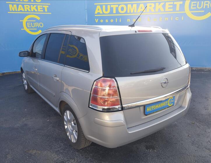 Opel Zafira 6