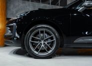 Porsche Macan 2