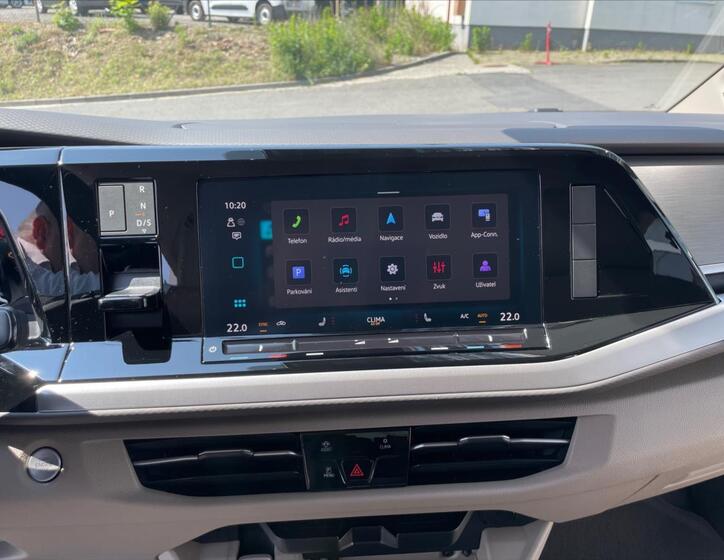 Volkswagen Multivan 9