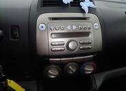 Subaru Justy 13