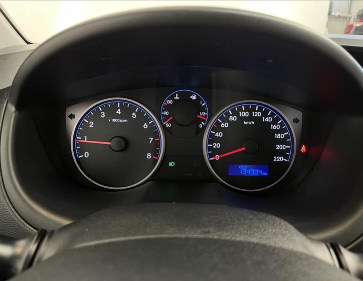 Hyundai i20 9