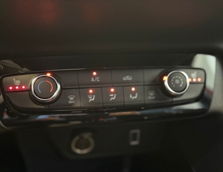 Opel Corsa 1