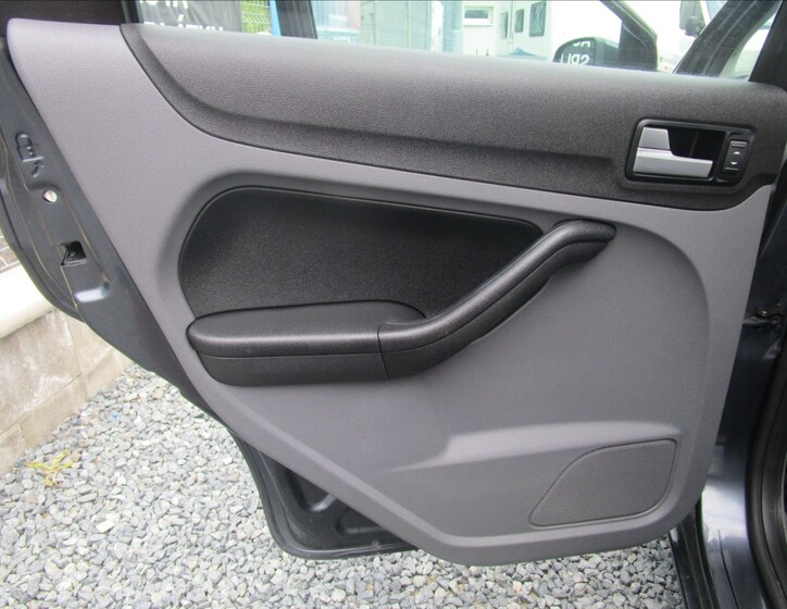 Ford Focus 27