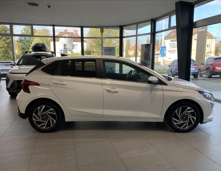 Hyundai i20 4