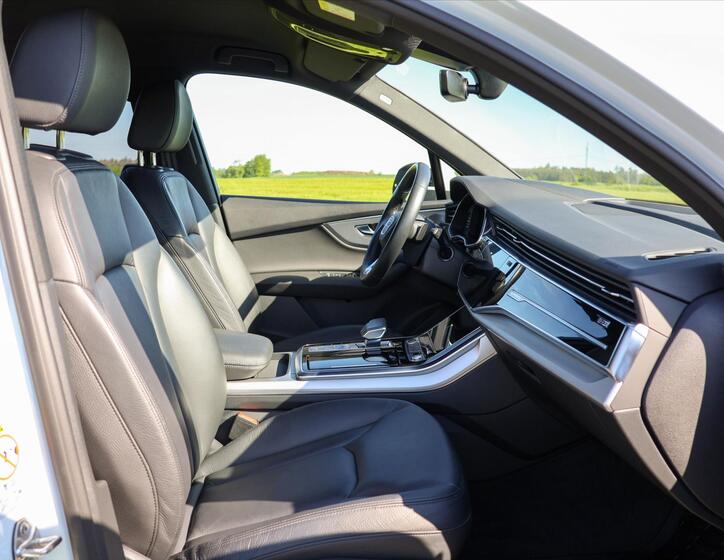 Audi Q7 16