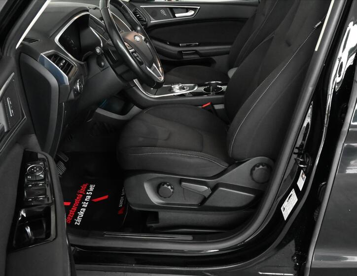 Ford S-MAX 9