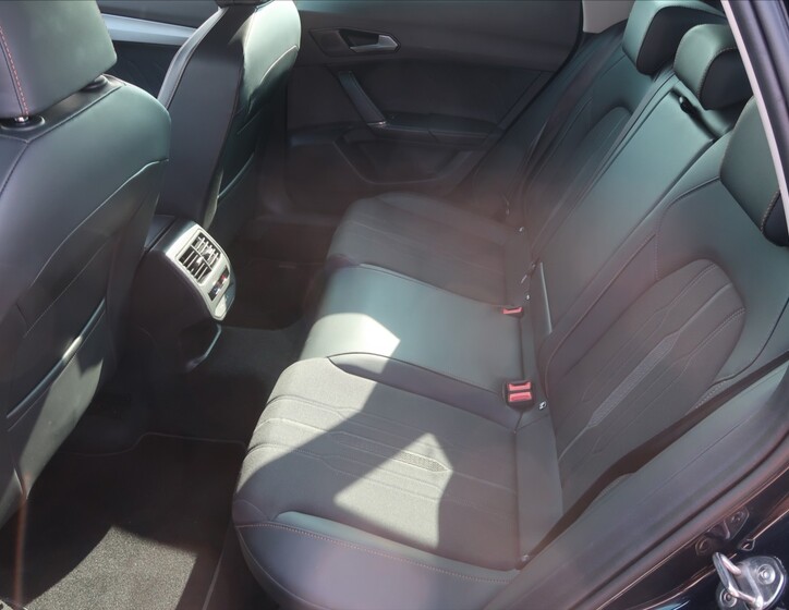 Cupra Formentor 11