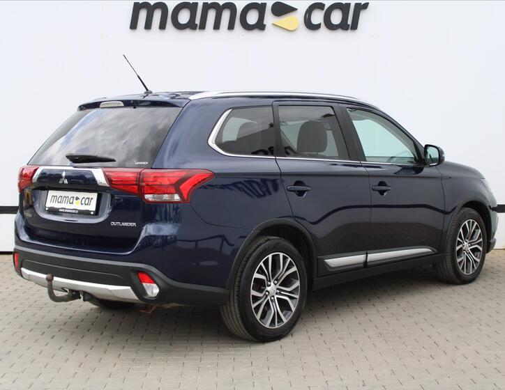 Mitsubishi Outlander 7