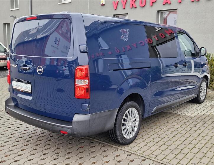 Opel Vivaro 10