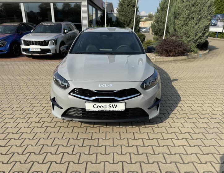 KIA Ceed 10