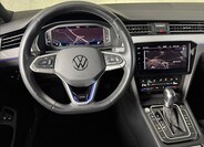 Volkswagen Passat 50