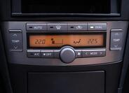 Toyota Avensis 25