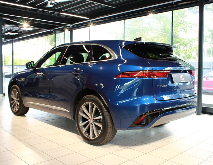 Jaguar F-Pace 4