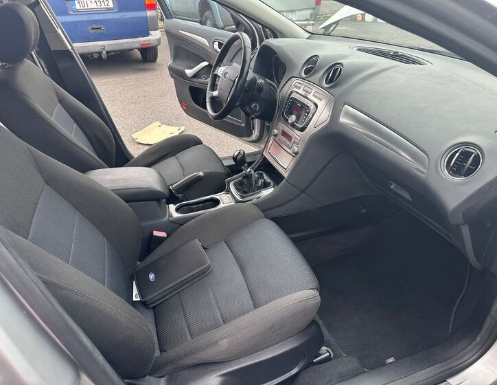 Ford Mondeo 9