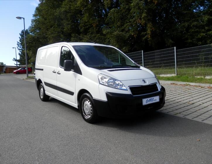 Peugeot Expert 5