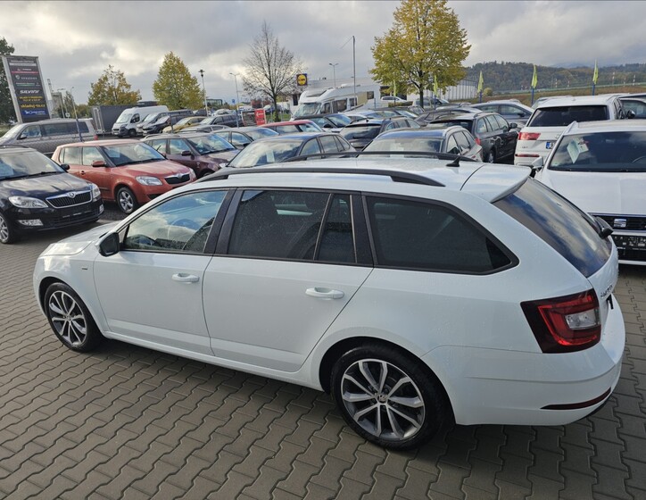 Škoda Octavia 9