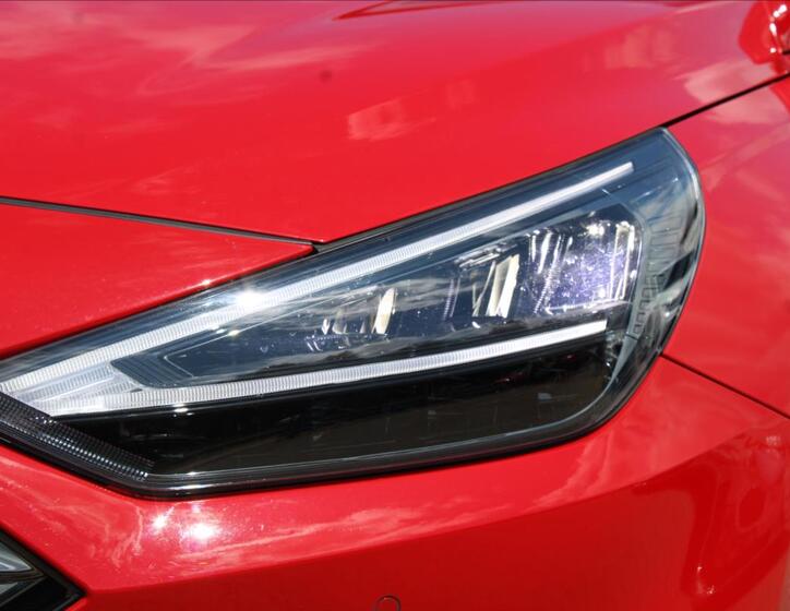 Hyundai i30 23