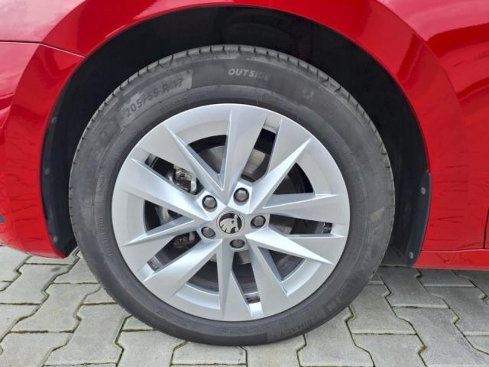 Škoda Octavia 13