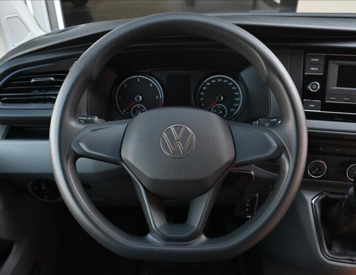 Volkswagen Transporter 16