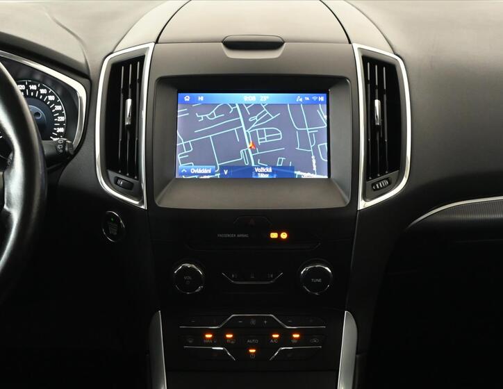 Ford S-MAX 12
