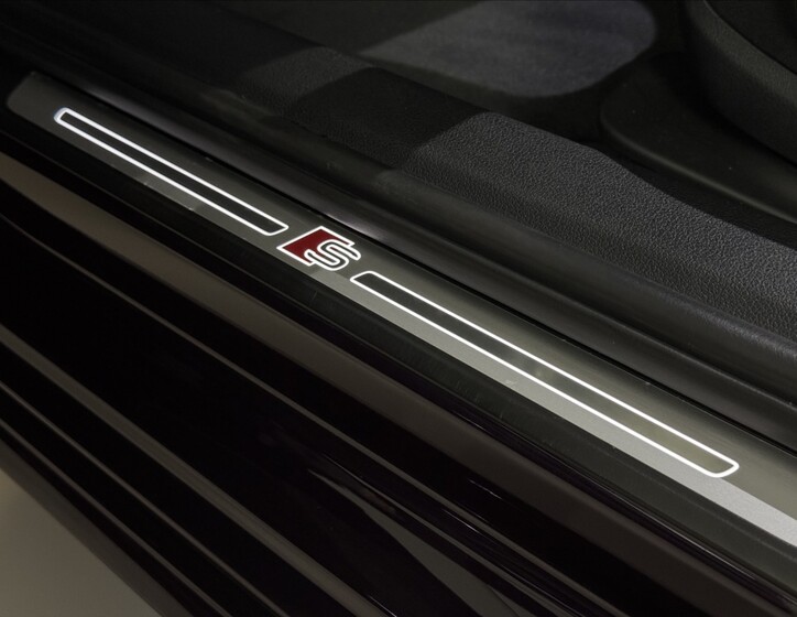 Audi A4 25