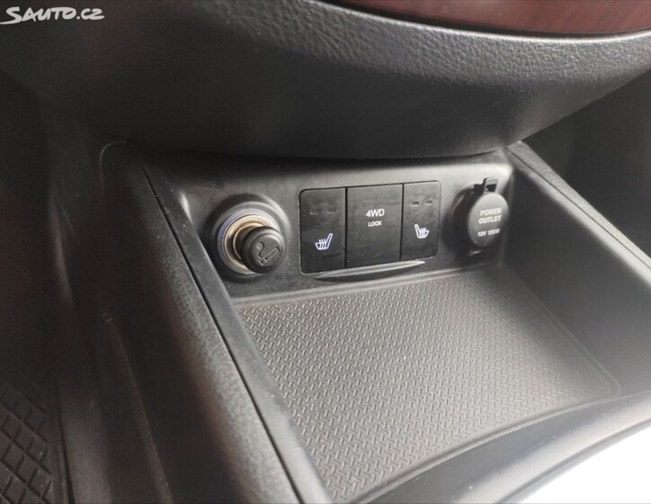 Hyundai Santa Fe 9