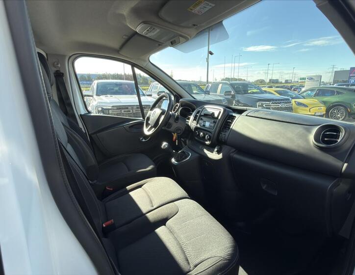 Renault Trafic 17