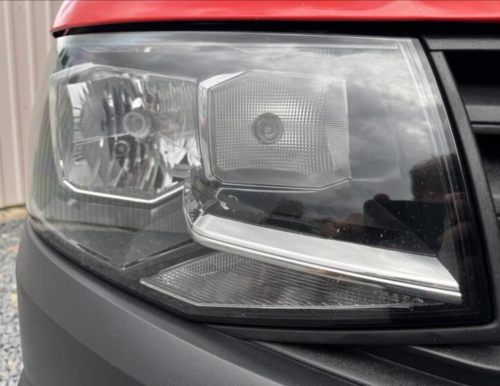 Volkswagen Transporter 9