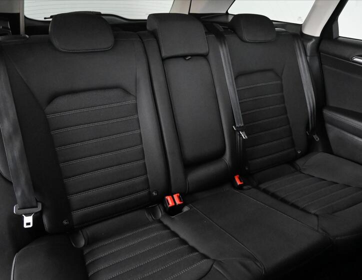 Ford Mondeo 27