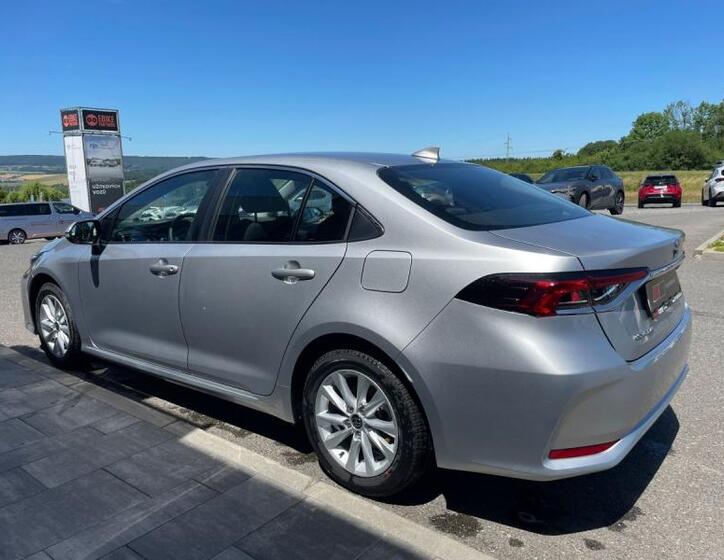 Toyota Corolla 7